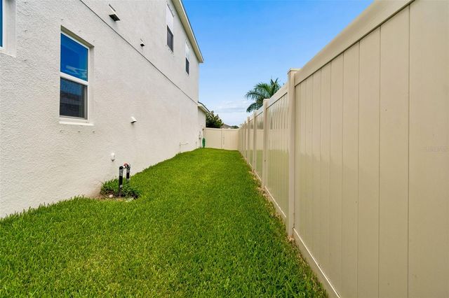 747 CAJEPUT LOOP, Tarpon Springs, FL 34689