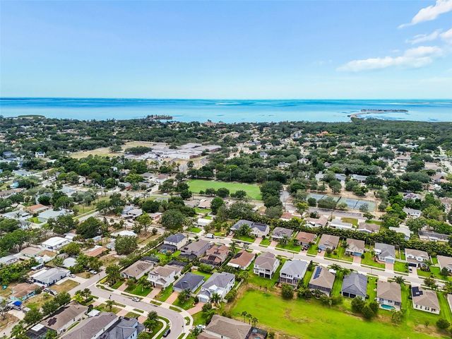 747 CAJEPUT LOOP, Tarpon Springs, FL 34689