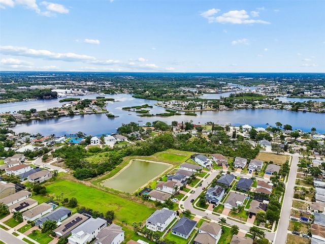 747 CAJEPUT LOOP, Tarpon Springs, FL 34689