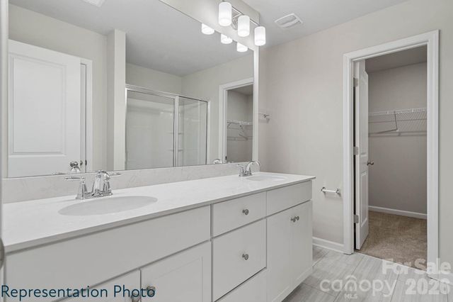 208 Roxanna Court, Shelby, NC 28152