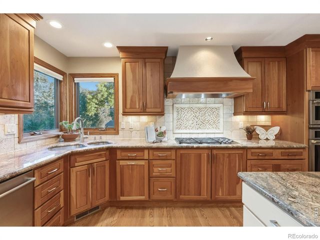 4924 Hinsdale Drive, Fort Collins, CO 80526