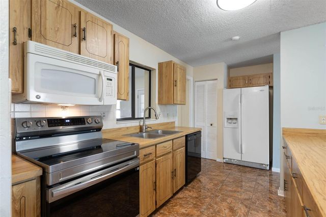 1 WILSON PLACE, Palm Coast, FL 32164