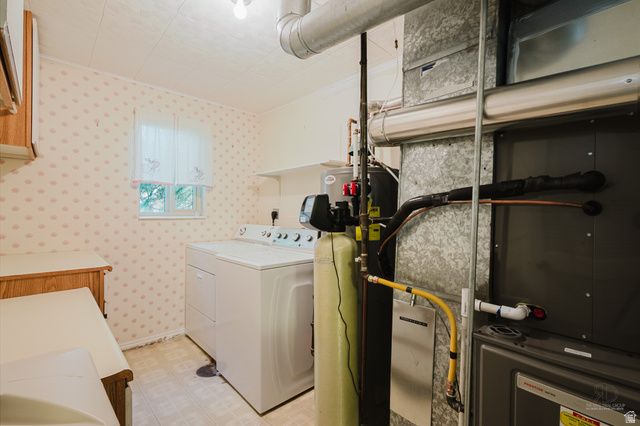 2289 E SUNSET DR, Layton, UT 84040