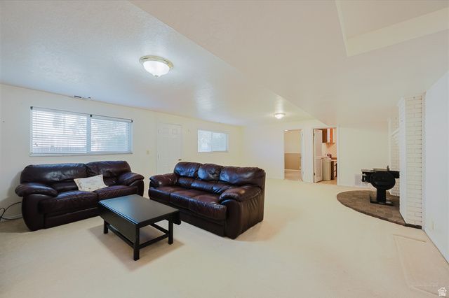 2289 E SUNSET DR, Layton, UT 84040