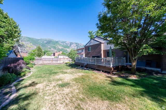 2289 E SUNSET DR, Layton, UT 84040