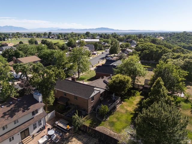 2289 E SUNSET DR, Layton, UT 84040