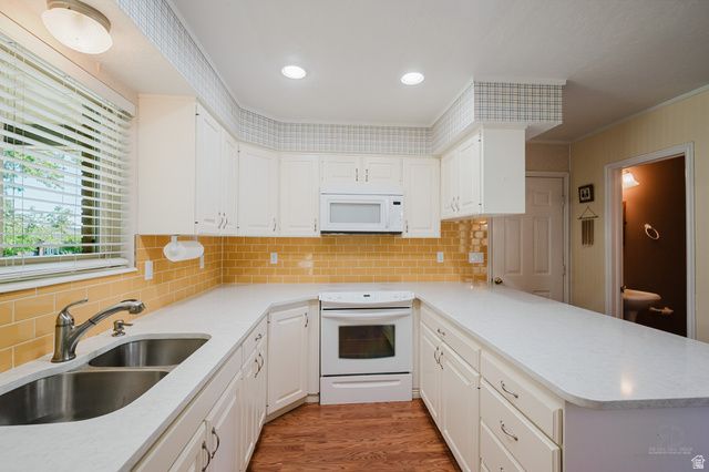 2289 E SUNSET DR, Layton, UT 84040