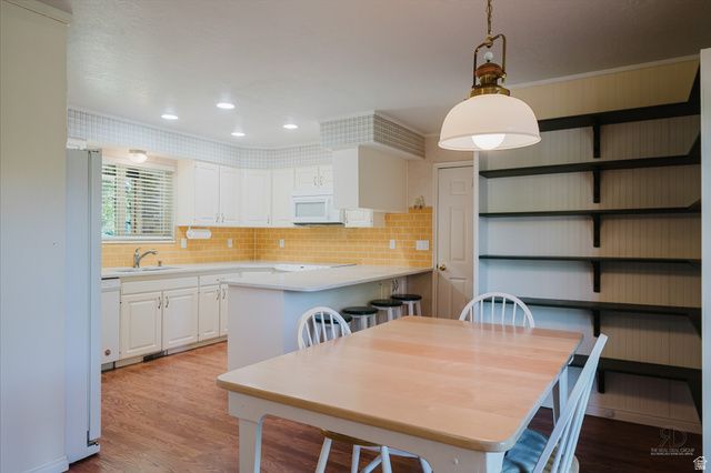 2289 E SUNSET DR, Layton, UT 84040