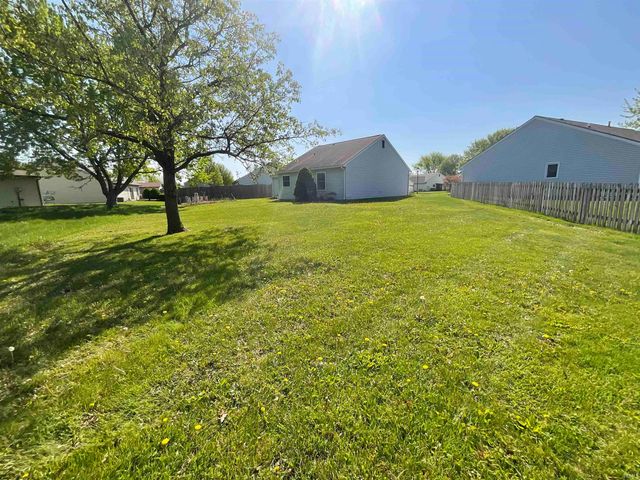 614 Plainfield Drive, Fort Wayne, IN 46825