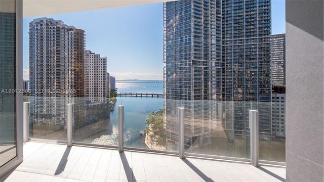 300 Biscayne Boulevard Way 1805W, Miami, FL 33131