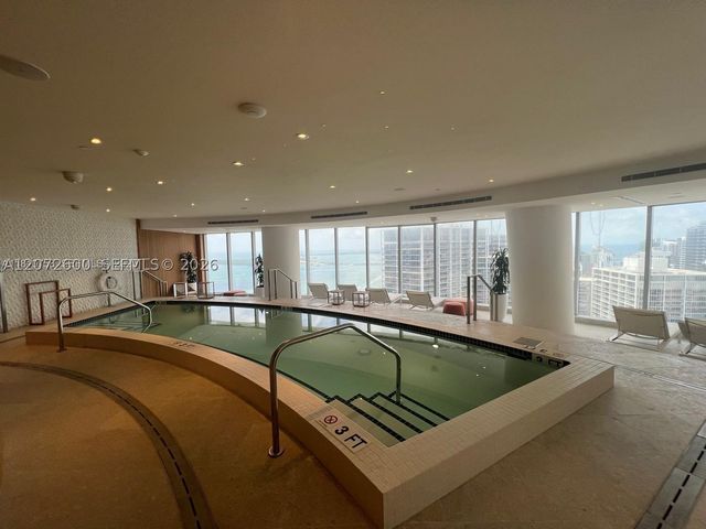300 Biscayne Boulevard Way 1805W, Miami, FL 33131