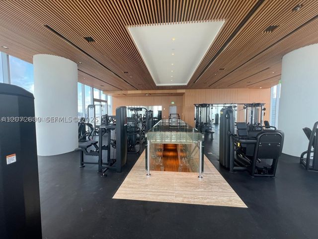 300 Biscayne Boulevard Way 1805W, Miami, FL 33131