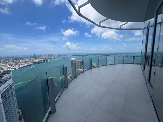 300 Biscayne Boulevard Way 1805W, Miami, FL 33131