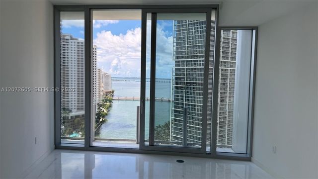 300 Biscayne Boulevard Way 1805W, Miami, FL 33131