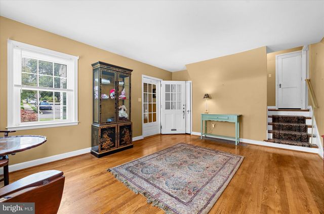 2709 HOLLYWOOD CT, Reading, PA 19606