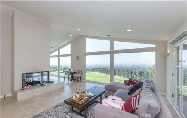 2966 Zane Grey, Altadena, CA 91001