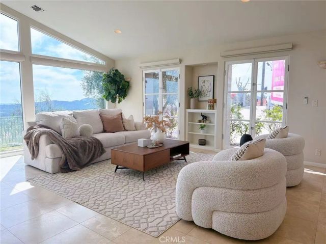 2966 Zane Grey, Altadena, CA 91001