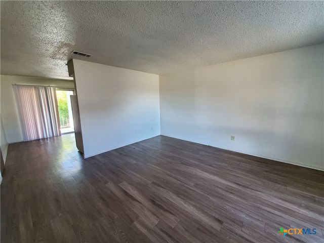 209 Oak Trl A, Harker Heights, TX 76548