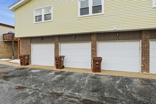 19502 116TH Avenue C, Mokena, IL 60448