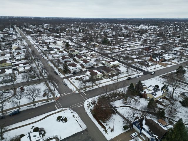 19502 116TH Avenue C, Mokena, IL 60448