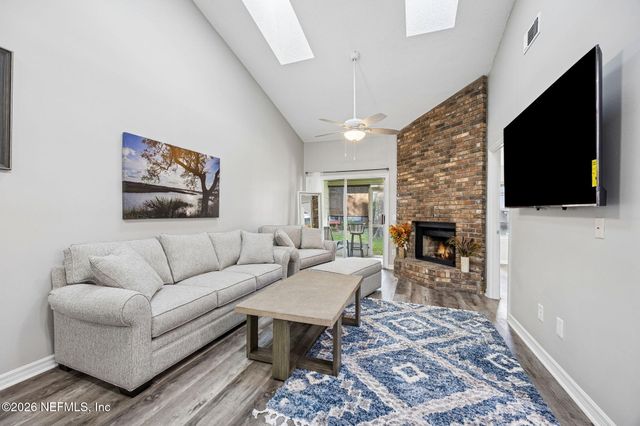 12036 ARBOR LAKE Drive, Jacksonville, FL 32225