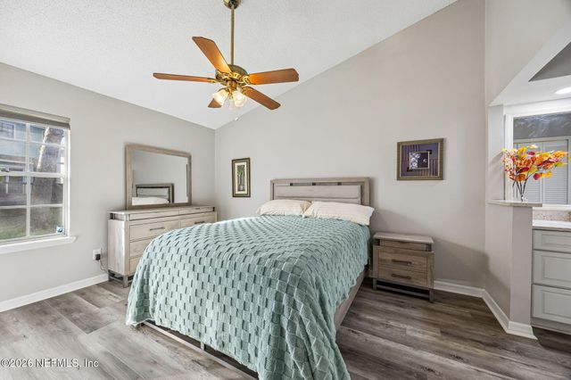 12036 ARBOR LAKE Drive, Jacksonville, FL 32225