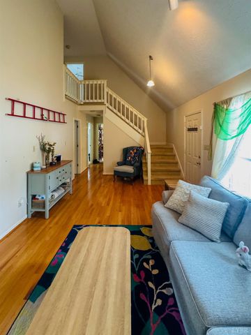 1002 Oxford Point Road, Lynchburg, VA 24502