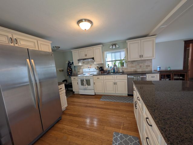 301 W Washington Street, Greenville, MI 48838
