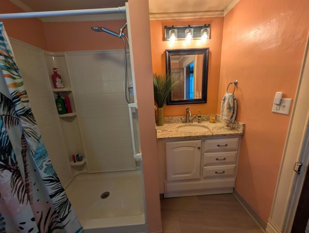 301 W Washington Street, Greenville, MI 48838