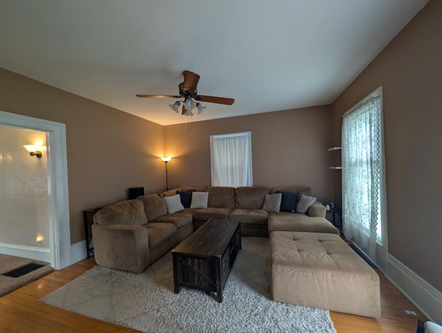 301 W Washington Street, Greenville, MI 48838