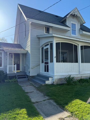 301 W Washington Street, Greenville, MI 48838