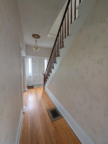 301 W Washington Street, Greenville, MI 48838