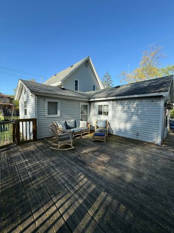 301 W Washington Street, Greenville, MI 48838