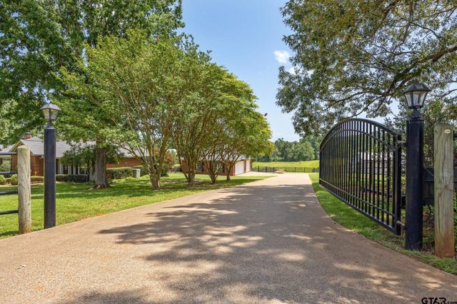 10898 Ardis St, Whitehouse, TX 75791