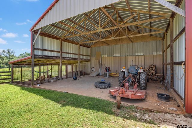 10898 Ardis St, Whitehouse, TX 75791