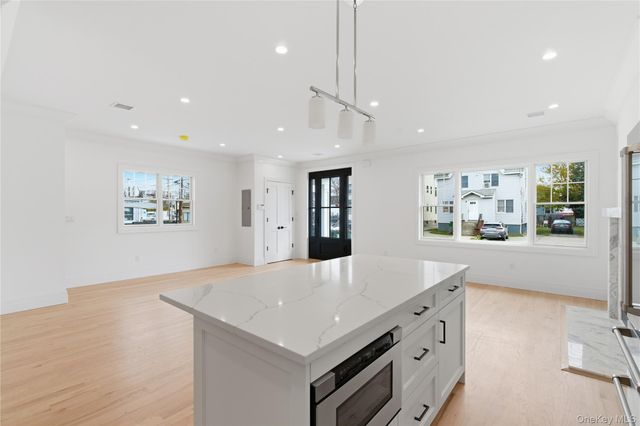 6 Cammerer Avenue, East Rockaway, NY 11518