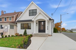 6 Cammerer Avenue, East Rockaway, NY 11518