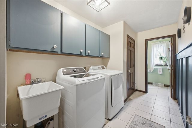 3218 Hummingbird Hill Drive, Poland, OH 44514