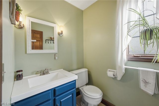 3218 Hummingbird Hill Drive, Poland, OH 44514