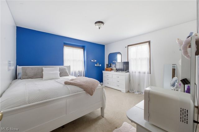 3218 Hummingbird Hill Drive, Poland, OH 44514