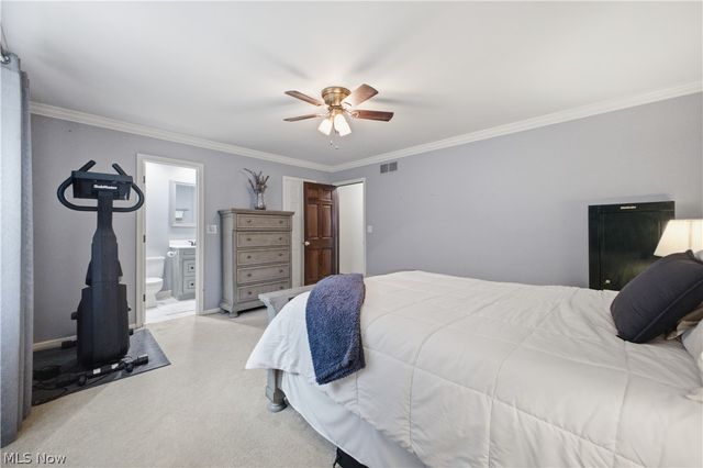3218 Hummingbird Hill Drive, Poland, OH 44514
