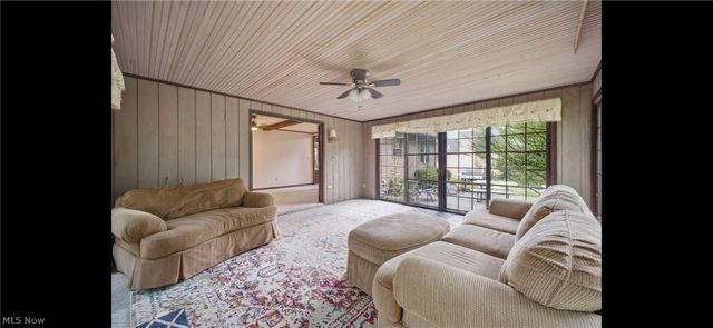 3218 Hummingbird Hill Drive, Poland, OH 44514