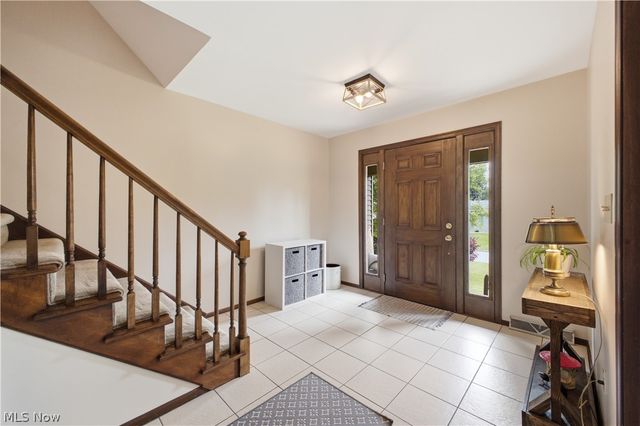 3218 Hummingbird Hill Drive, Poland, OH 44514
