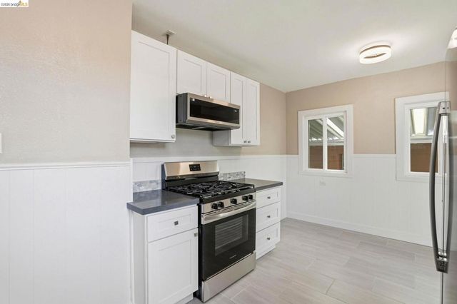840 Key Route blvd, Albany, CA 94706