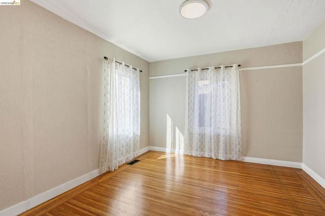 840 Key Route blvd, Albany, CA 94706