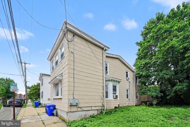 7768 MONTGOMERY AVE, Elkins Park, PA 19027