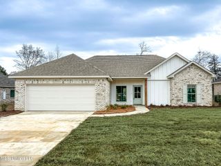 985 Riverside Lane, Pearl, MS 39208