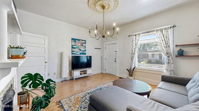 721 Shelby Pkwy, Louisville, KY 40203