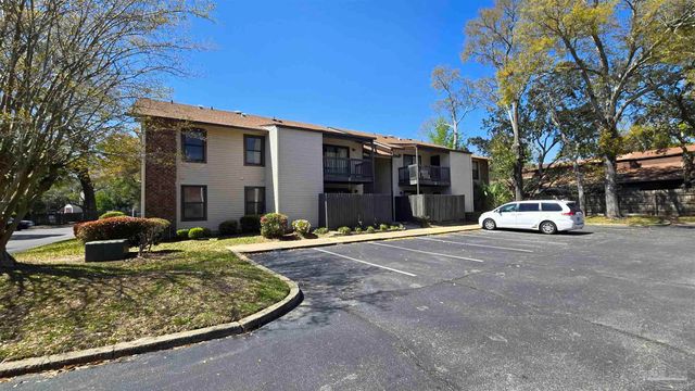 2201 Scenic Hwy E8, Pensacola, FL 32503