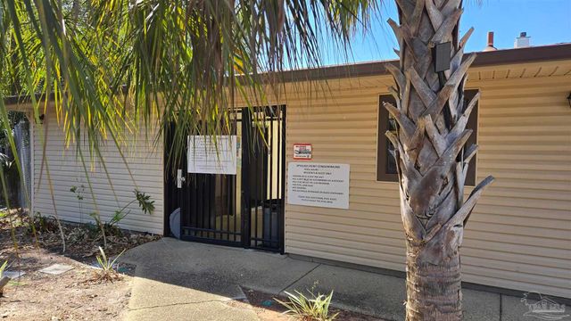 2201 Scenic Hwy E8, Pensacola, FL 32503